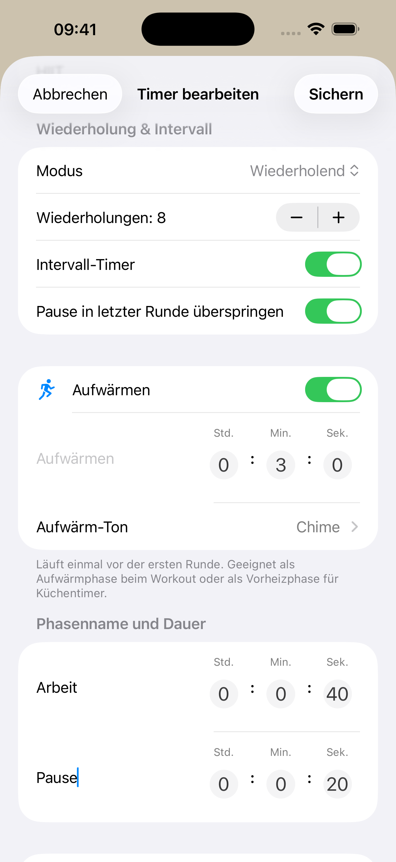 Der Bildschirm &bdquo;Timer hinzuf&uuml;gen&ldquo; in Timer & Wecker, eingerichtet f&uuml;r ein HIIT-Training: ein Intervall-Timer mit 40 Sekunden Arbeit und 20 Sekunden Pause, 8 Runden, 3 Minuten Aufw&auml;rmphase und 3 Minuten Cool-down